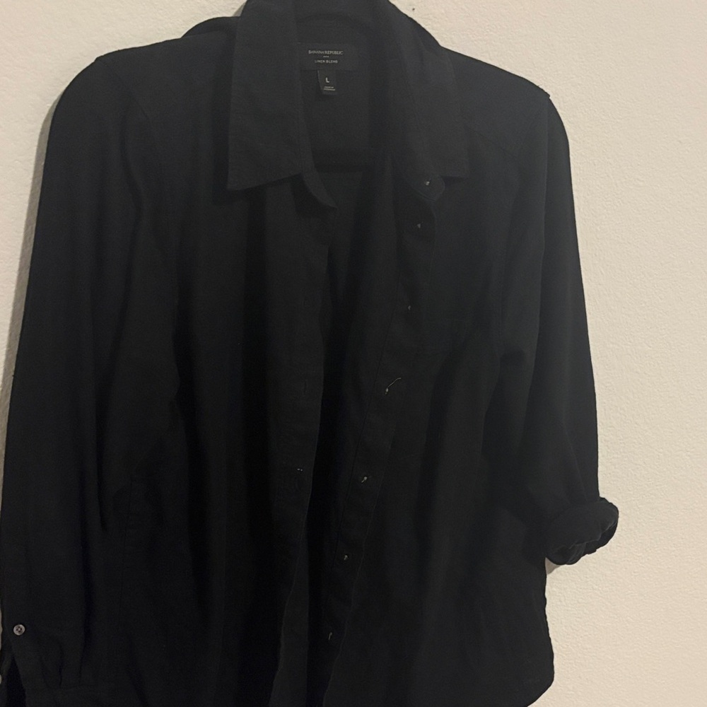 Banana republic linen blend button down